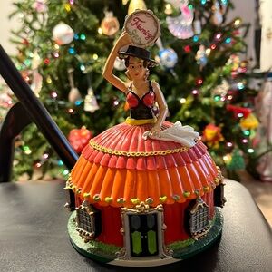 1994 Lefton The Flamingo Inn No. 0616 Figure Roadside Delights Collection.